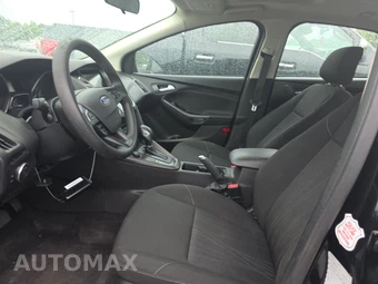 2018 Ford Focus SEL Sedan – miniatura 13