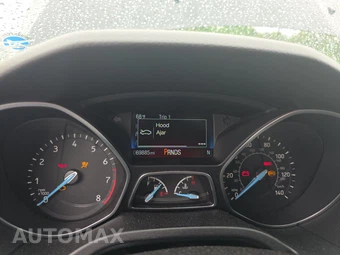 2018 Ford Focus SEL Sedan – miniatura 18