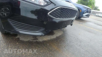 2018 Ford Focus SEL Sedan – miniatura 27