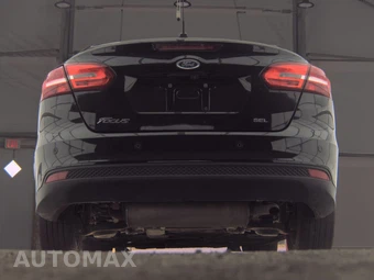 2018 Ford Focus SEL Sedan – miniatura 7
