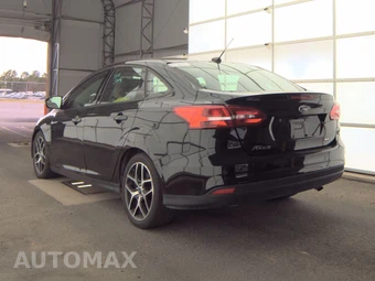 2018 Ford Focus SEL Sedan – miniatura 8