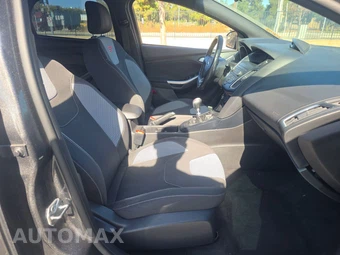 2018 Ford Focus ST Hatchback – miniatura 8