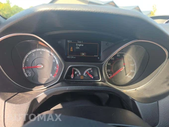 2018 Ford Focus ST Hatchback - miniatura 6