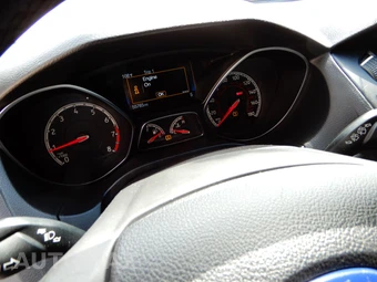 2018 Ford Focus ST Hatchback - miniatura 12