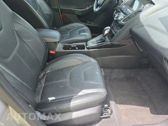 2018 Ford Focus Titanium Hatchback - miniatura 8