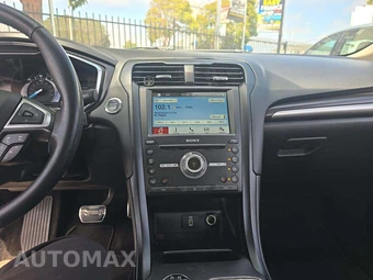 2018 Ford Fusion Energi Platinum – miniatura 10