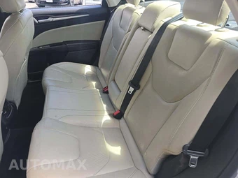 2018 Ford Fusion Energi Platinum – miniatura 13