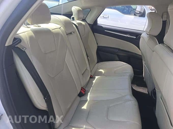 2018 Ford Fusion Energi Platinum – miniatura 16