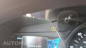2018 Ford Fusion Hybrid S - miniatura 29