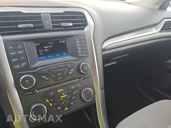 2018 Ford Fusion Hybrid S - miniatura 11