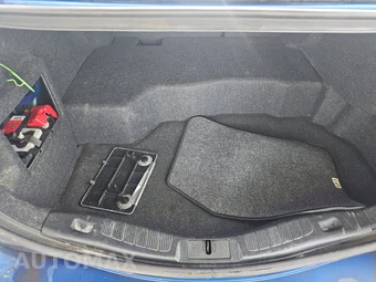2018 Ford Fusion Hybrid S - miniatura 16