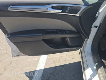 2018 Ford Fusion Hybrid S - miniatura 9