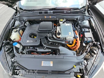 2018 Ford Fusion Hybrid S - miniatura 15