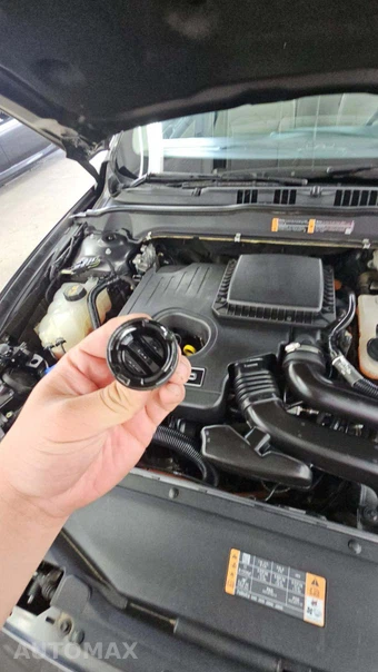 2018 Ford Fusion Hybrid S - miniatura 20