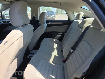 2018 Ford Fusion Hybrid S - miniatura 13