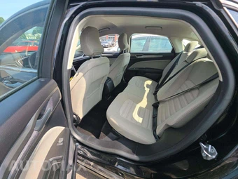2018 Ford Fusion Hybrid S - miniatura 13