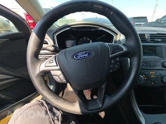 2018 Ford Fusion Hybrid S - miniatura 10