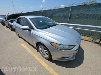 2018 Ford Fusion Hybrid S - miniatura 3