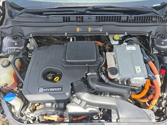 2018 Ford Fusion Hybrid S - miniatura 22