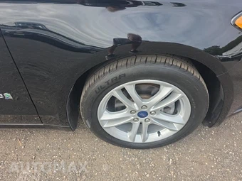 2018 Ford Fusion Hybrid S – miniatura 9