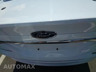 2018 Ford Fusion Hybrid S – miniatura 16