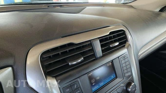2018 Ford Fusion Hybrid S – miniatura 36