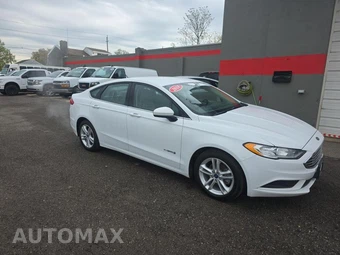 2018 Ford Fusion Hybrid S – miniatura 3