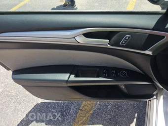 2018 Ford Fusion Hybrid S - miniatura 9