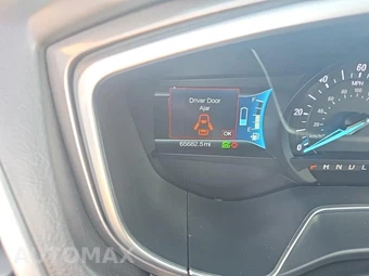 2018 Ford Fusion Hybrid S – miniatura 15