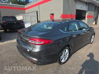 2018 Ford Fusion Hybrid S – miniatura 4