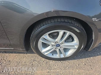 2018 Ford Fusion Hybrid S – miniatura 9
