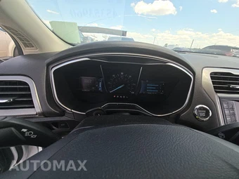 2018 Ford Fusion Hybrid S - miniatura 12