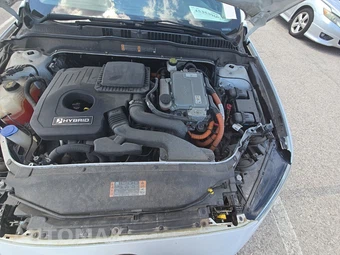 2018 Ford Fusion Hybrid S - miniatura 15