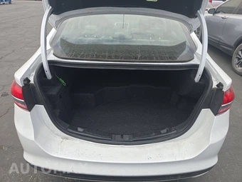 2018 Ford Fusion Hybrid S - miniatura 16
