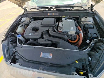2018 Ford Fusion Hybrid S - miniatura 15