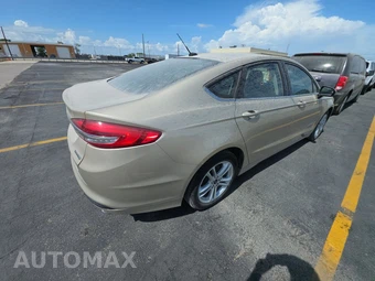 2018 Ford Fusion Hybrid S - miniatura 4