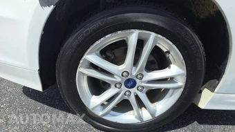 2018 Ford Fusion Hybrid SE - miniatura 31