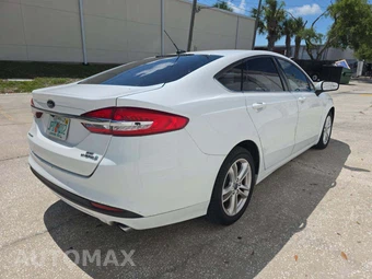2018 Ford Fusion Hybrid SE – miniatura 3