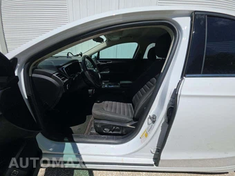 2018 Ford Fusion Hybrid SE – miniatura 5