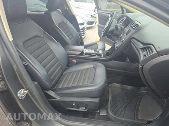 2018 Ford Fusion Hybrid SE – miniatura 18
