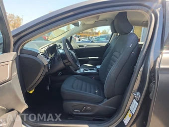 2018 Ford Fusion Hybrid SE – miniatura 7