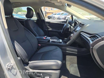 2018 Ford Fusion Hybrid Titanium - miniatura 18