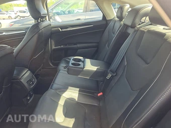 2018 Ford Fusion Hybrid Titanium - miniatura 13