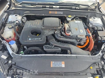 2018 Ford Fusion Hybrid Titanium - miniatura 16