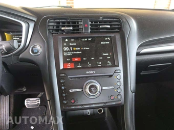 2018 Ford Fusion Hybrid Titanium - miniatura 10