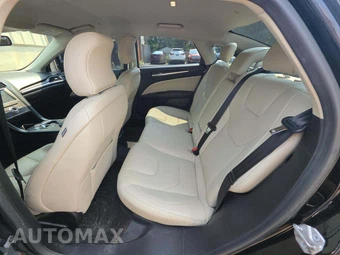 2018 Ford Fusion Hybrid Titanium - miniatura 13