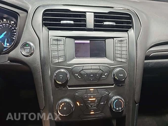 2018 Ford Fusion S – miniatura 5
