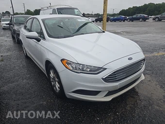 2018 Ford Fusion S – miniatura 3
