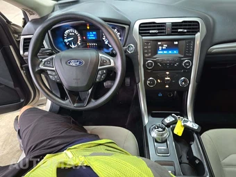 2018 Ford Fusion S – miniatura 10