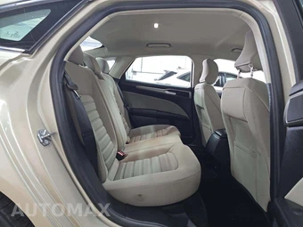 2018 Ford Fusion S – miniatura 16